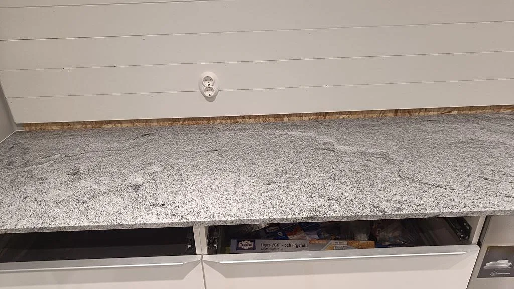Køkkenbordplade i Viscont White, Höllviken – billede 4