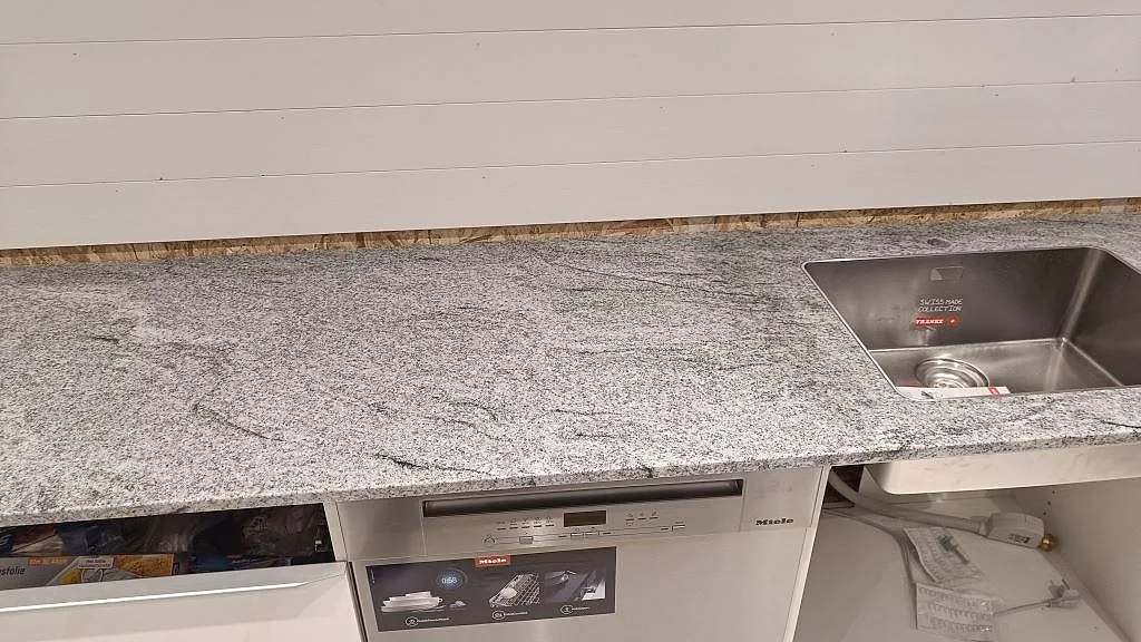 Køkkenbordplade i Viscont White, Höllviken – billede 3