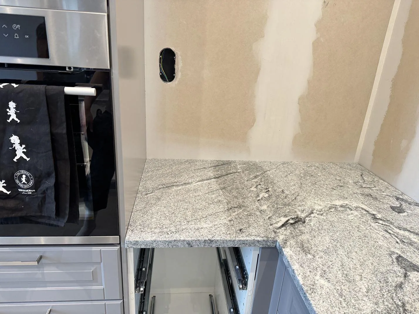 Køkkenbordplade i Viscont White, Kävlinge – billede 6