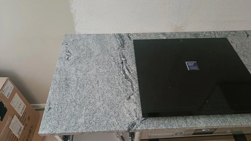 Køkkenbordplade i Viscont White, Lund – billede 4