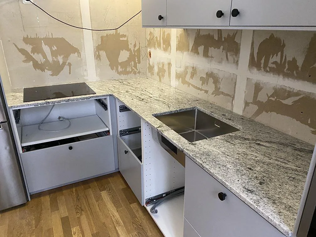Køkkenbordplade i Viscont White, Malmö – billede 4
