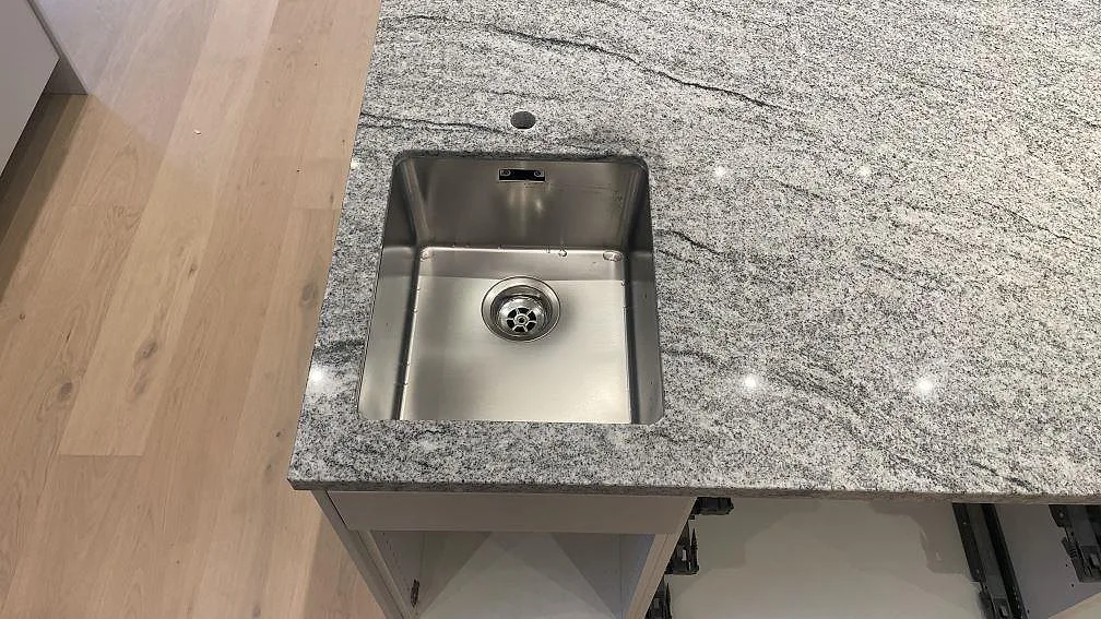 Køkkenbordplade i Viscont White, Malmö – billede 3