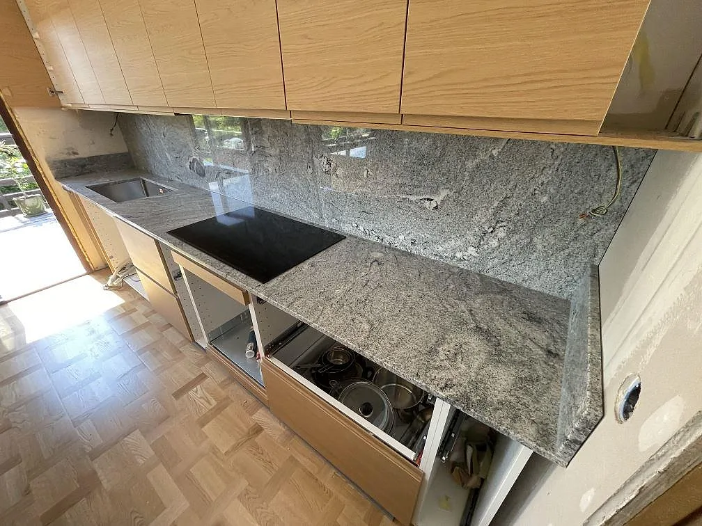 Køkkenbordplade i Viscont White, Mariefred – billede 3