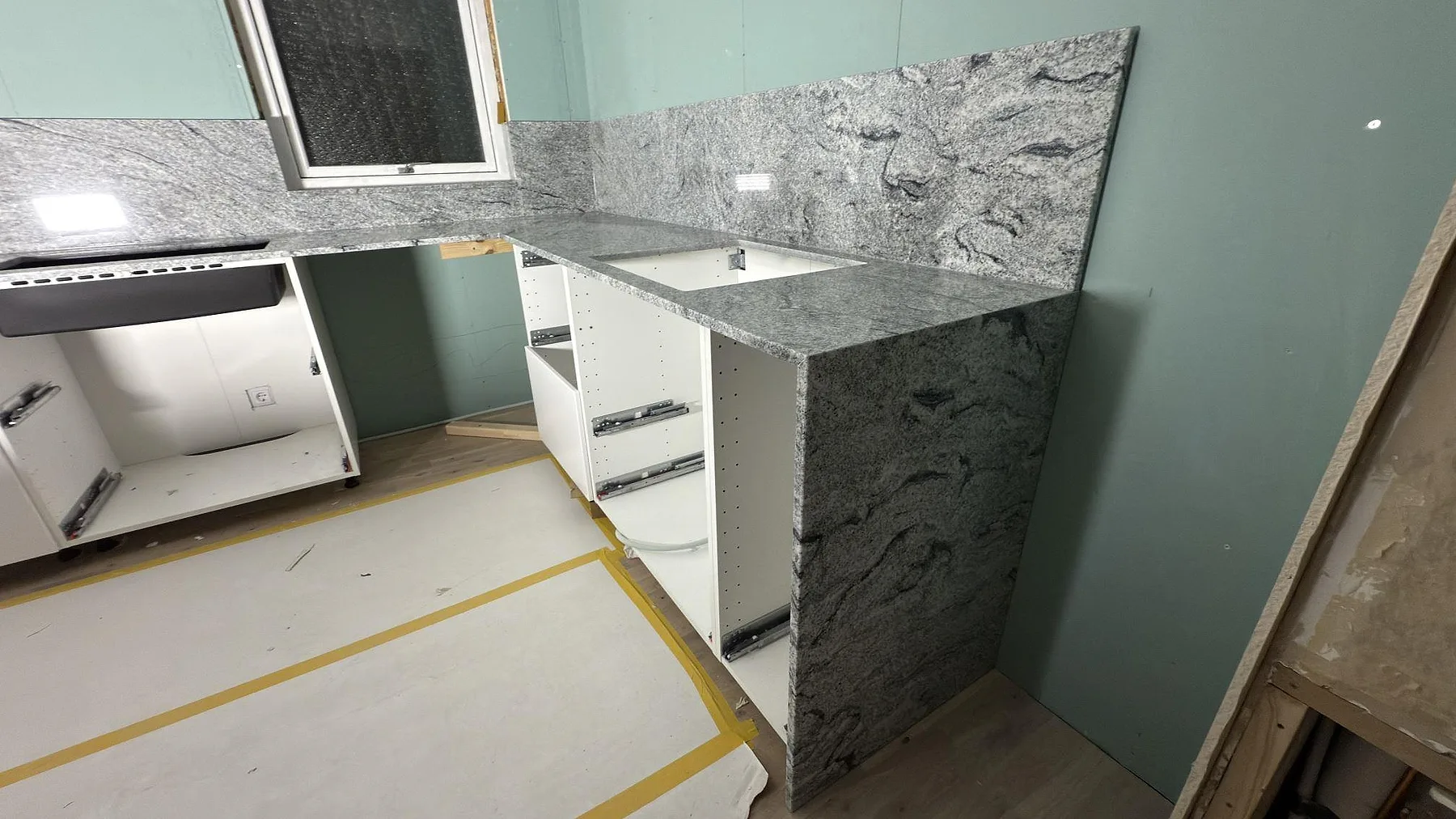 Køkkenbordplade i Viscont White, Nora – billede 5