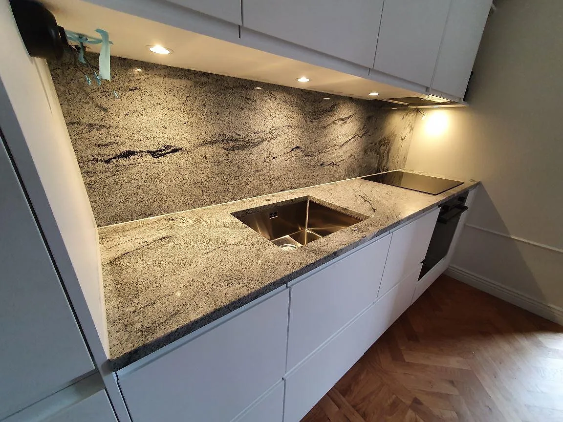 Køkkenbordplade i Viscont White, Stockholm – billede 3