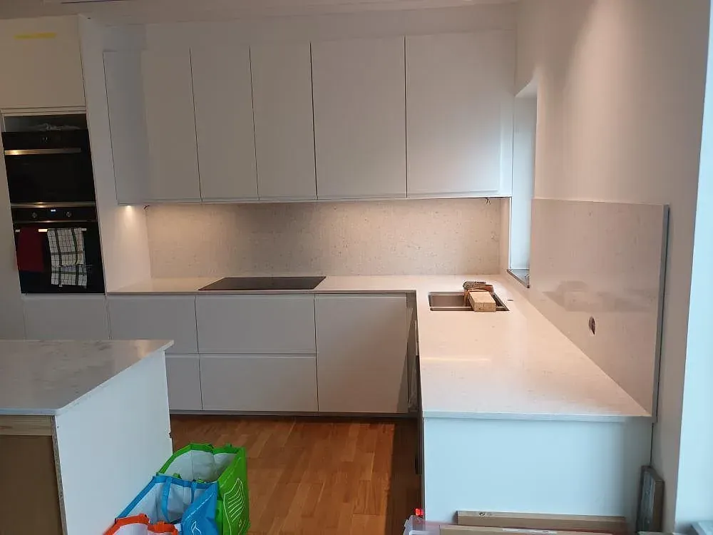 Silestone Bianco River