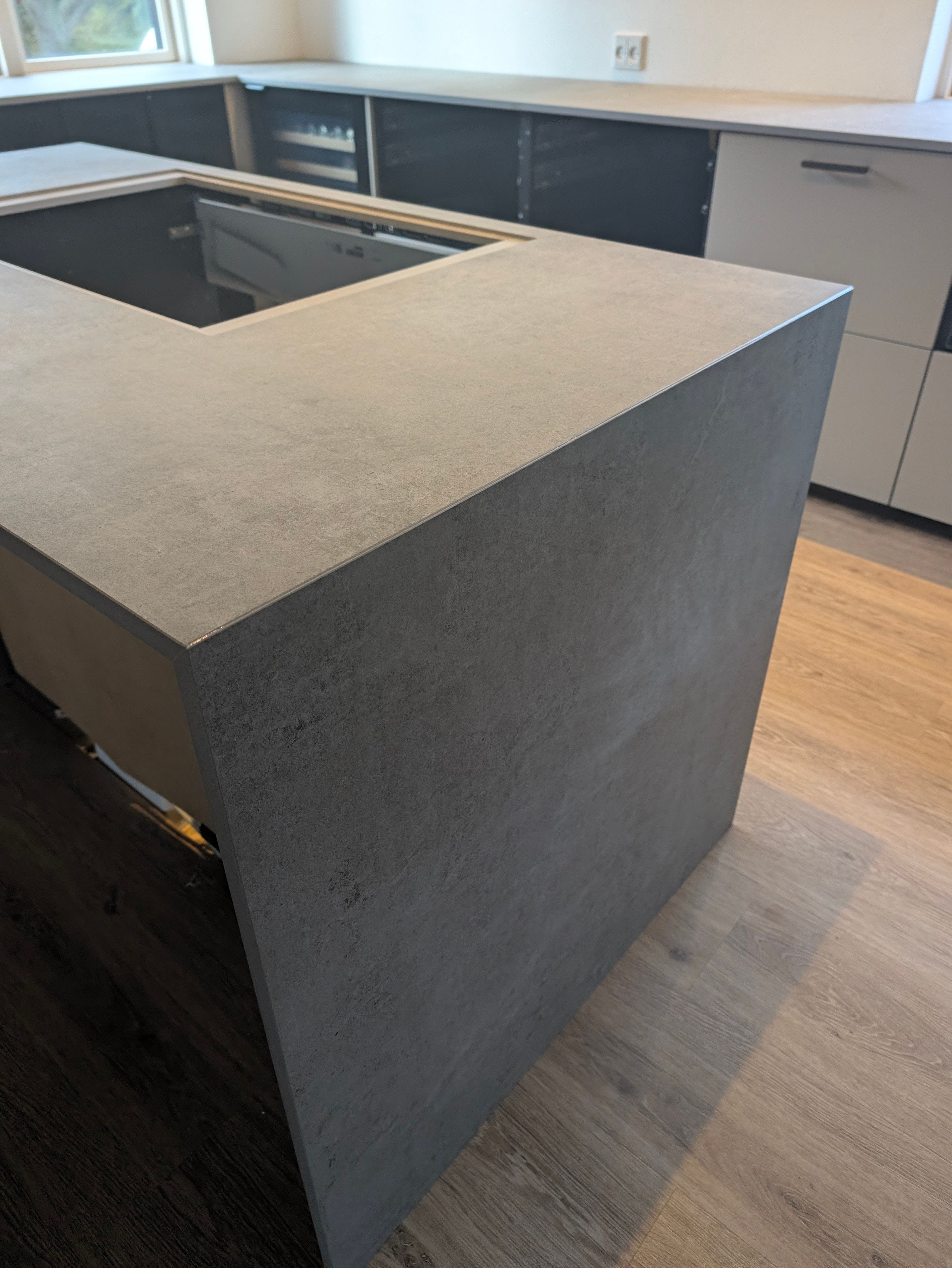 Køkkenbordplade i Dekton Kreta i Glostrup – billede 2