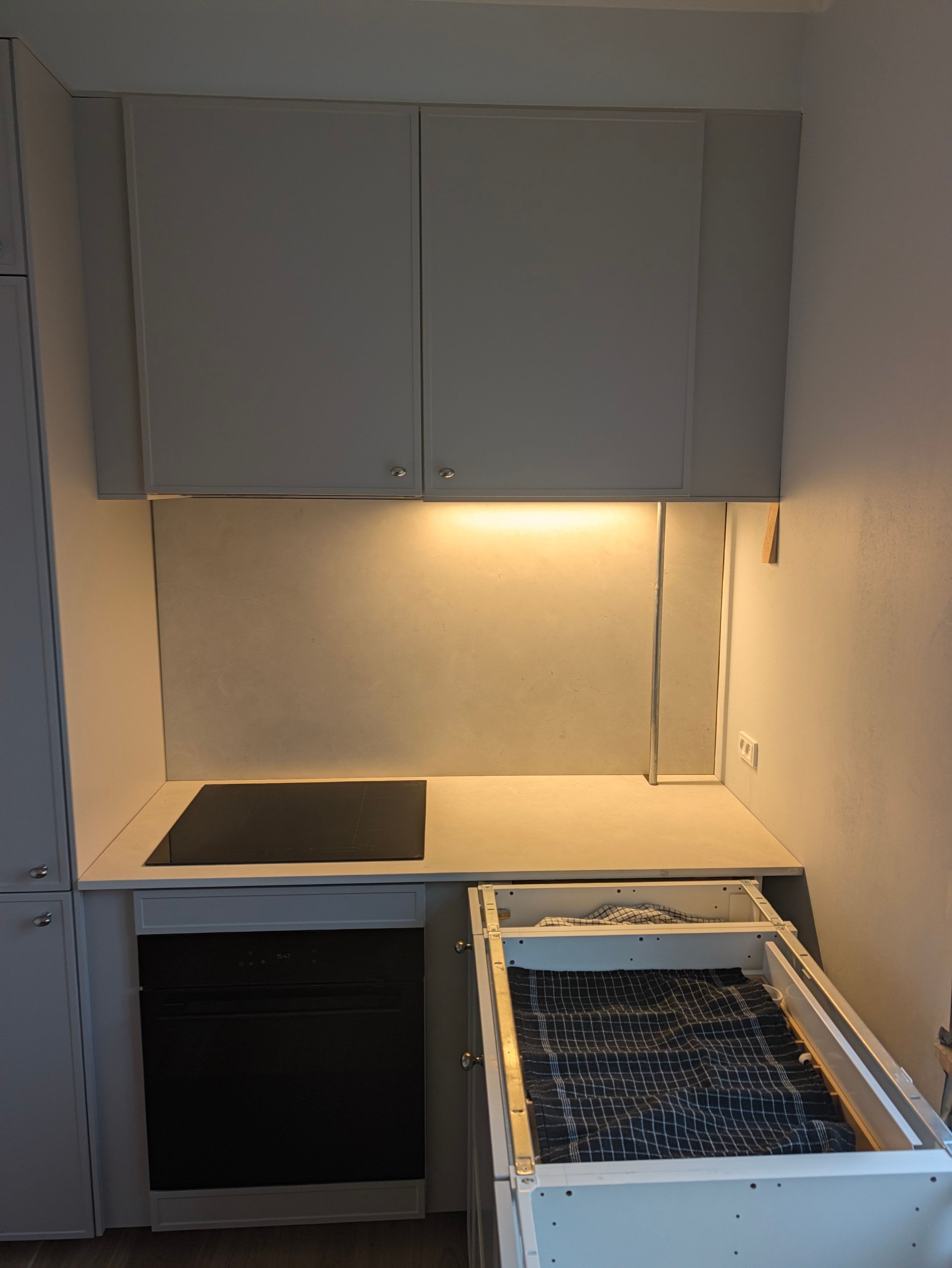 Gennemført projekt: Køkkenbordplade i Dekton Sandik i Charlottenlund.