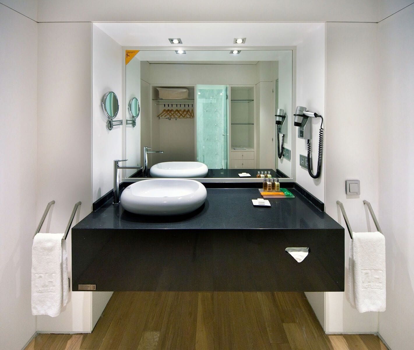 Silestone Night Tebas