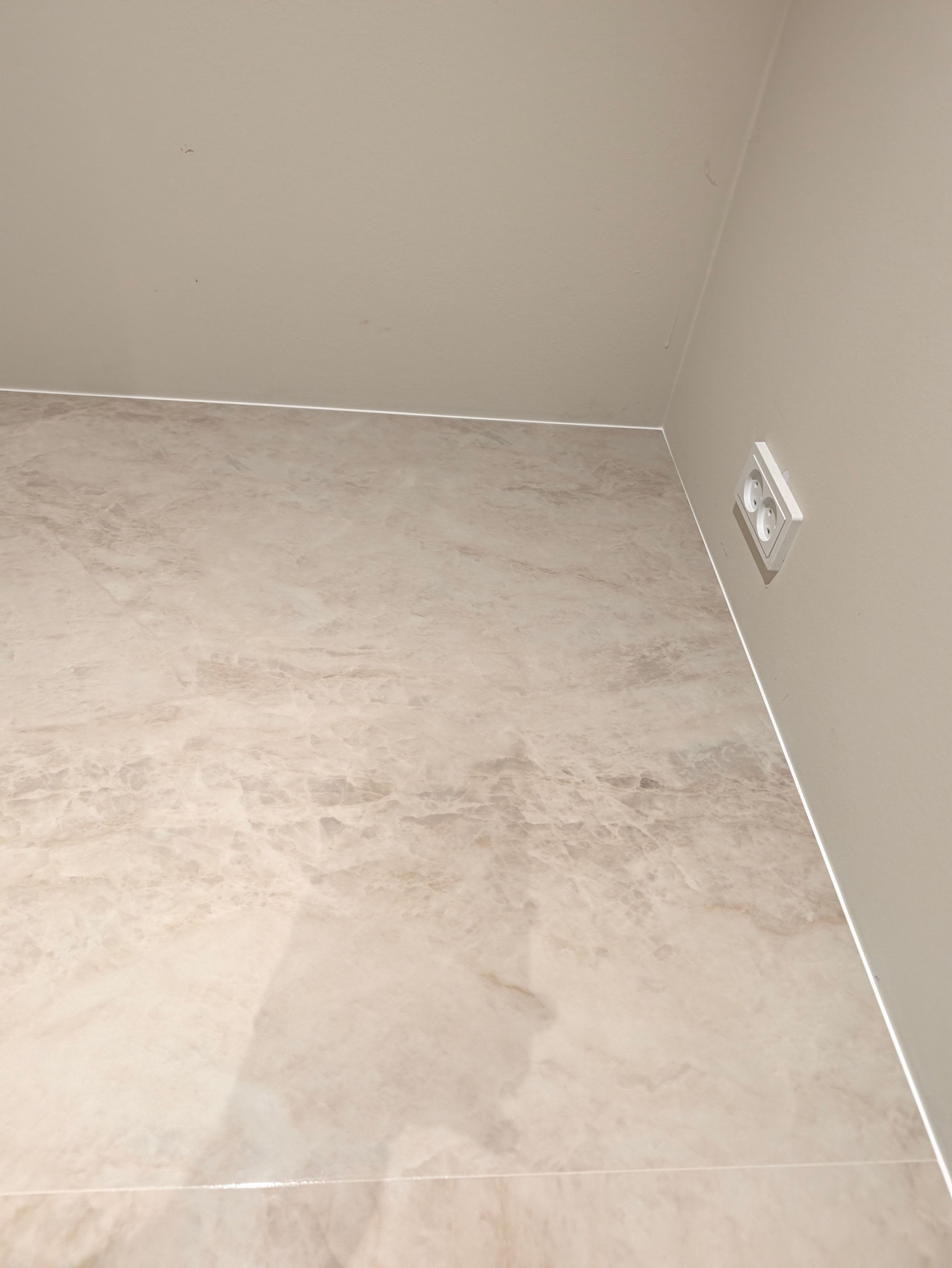 Køkkenbordplade i Dekton Arga i Tune – billede 4